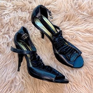 6 Steven by Steve Madden